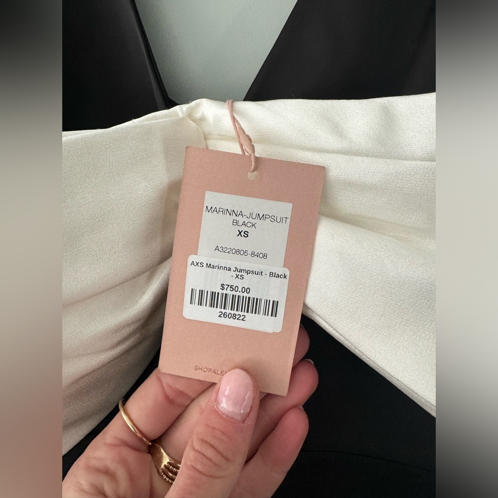 Alexis Marinna Black White Wide Leg Sleeveless V-Neck Cocktail Jumpsuit - Picture 7 of 9
